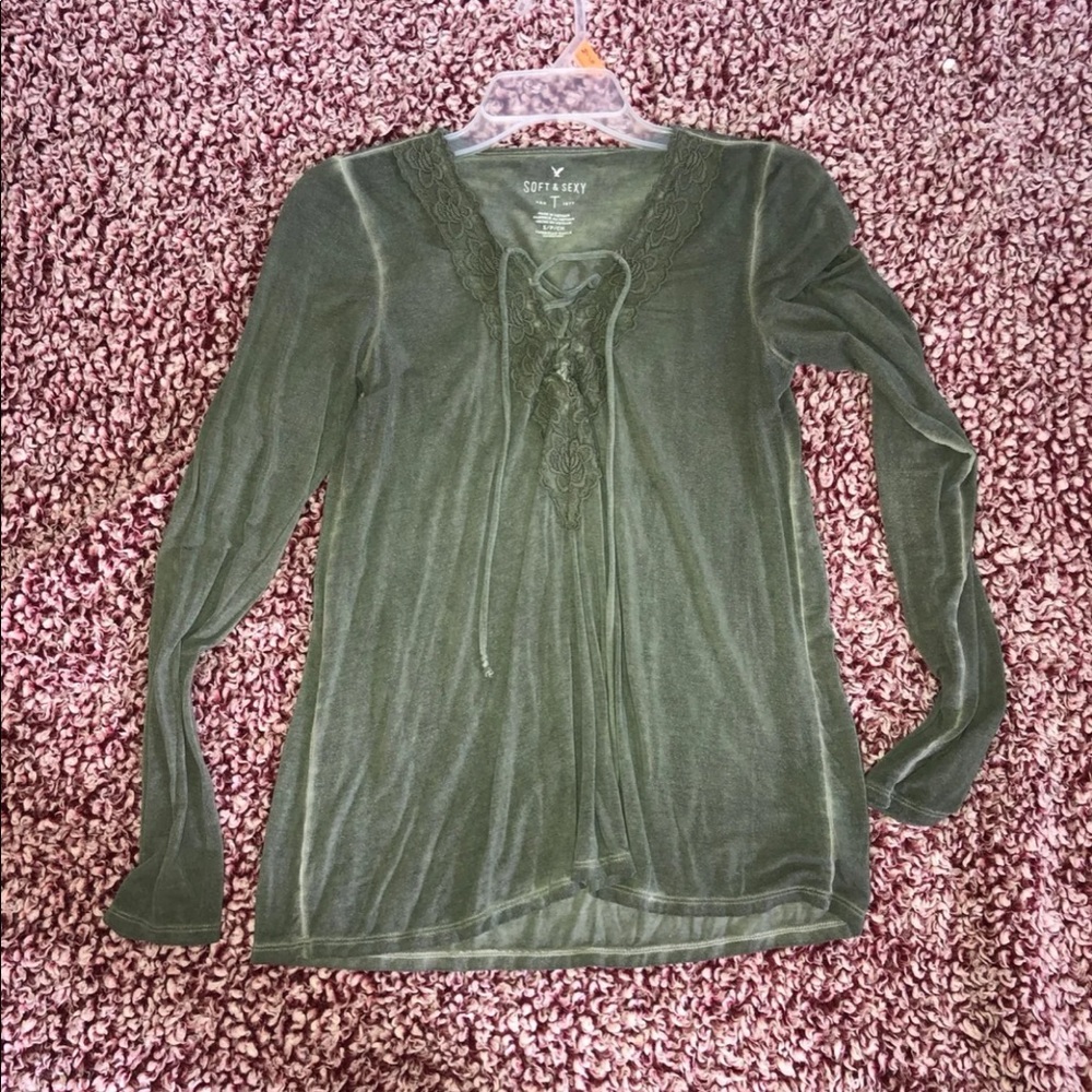 light green American Eagle long sleeve
